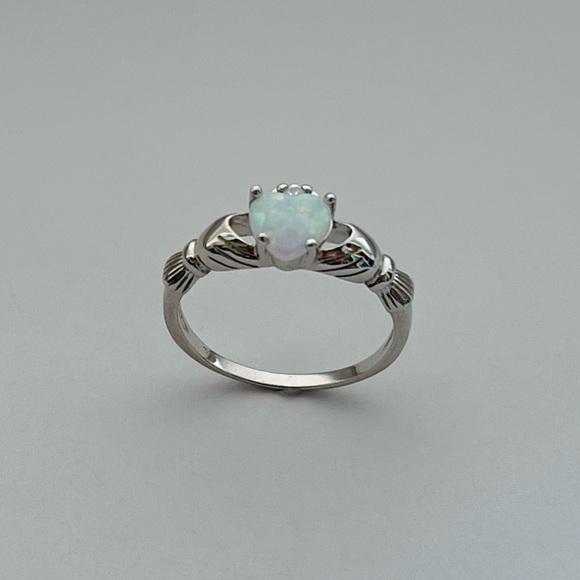Sterling silver white opal stone Claddagh ring, white opal ring, Claddagh ring - Picture 4 of 10